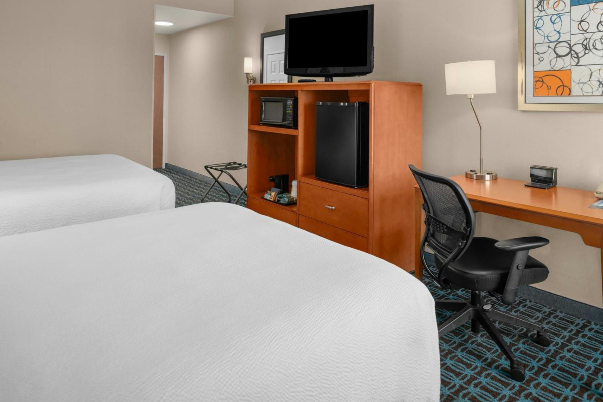 Fairfield Inn And Suites By Marriott Elk Grove Exterior photo