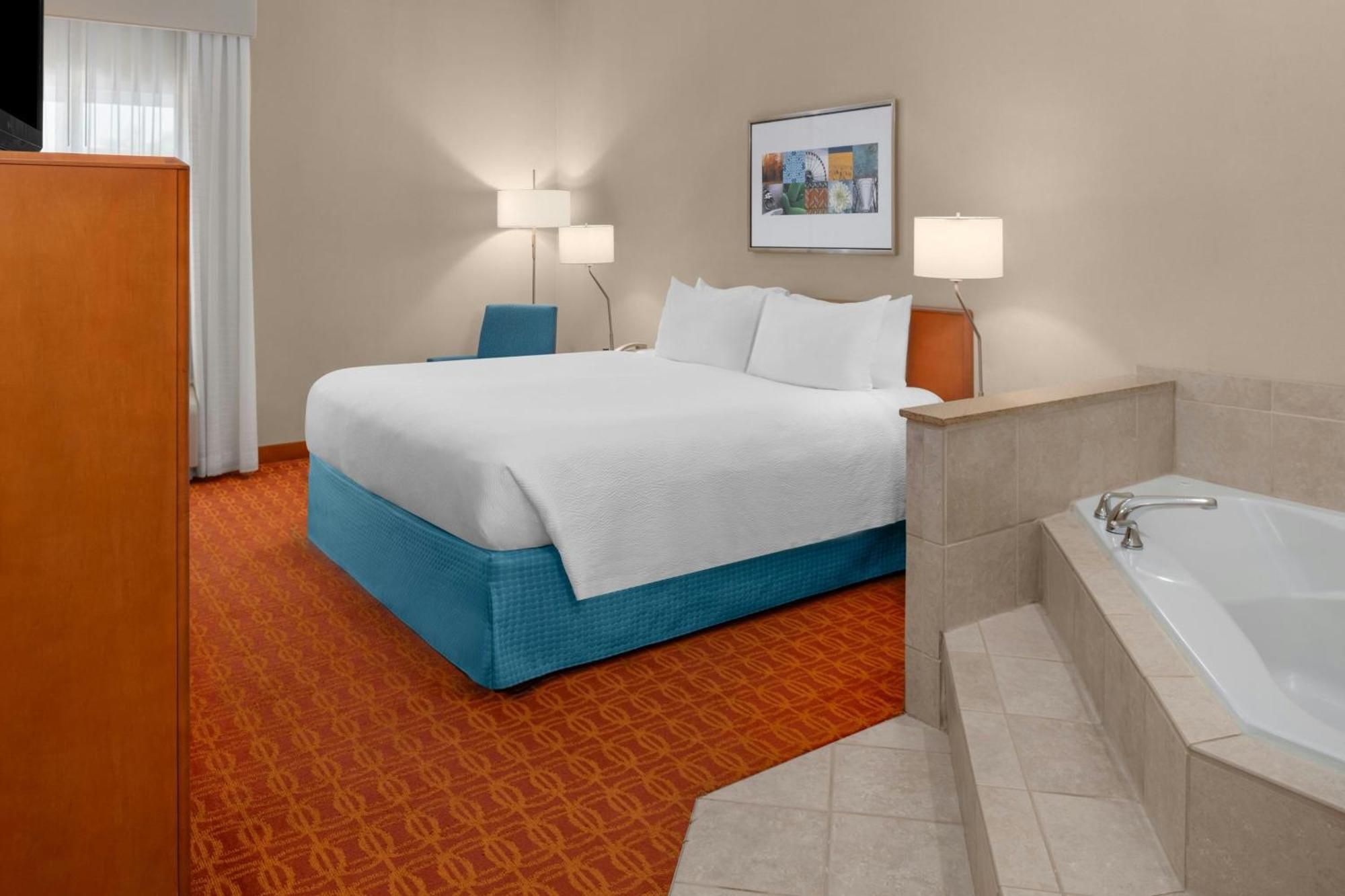 Fairfield Inn And Suites By Marriott Elk Grove Exterior photo